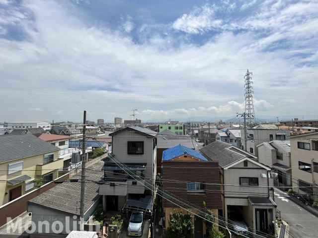 クロスロウズ荒木街の展望