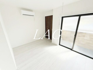 【居間・リビング】 | ベイルームシティ本厚木 | 洋室のお部屋です。