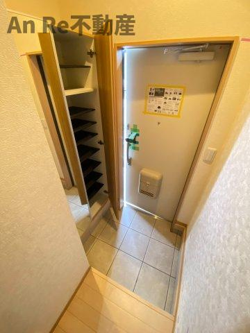 アムール 安行の玄関