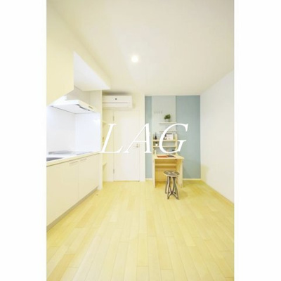 【居間・リビング】 | マツバラテラス | 洋室のお部屋です。
