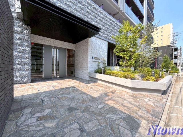【エントランス】 | S-RESIDENCE黒川本通一丁目 | 落ち着いたエントランスです
