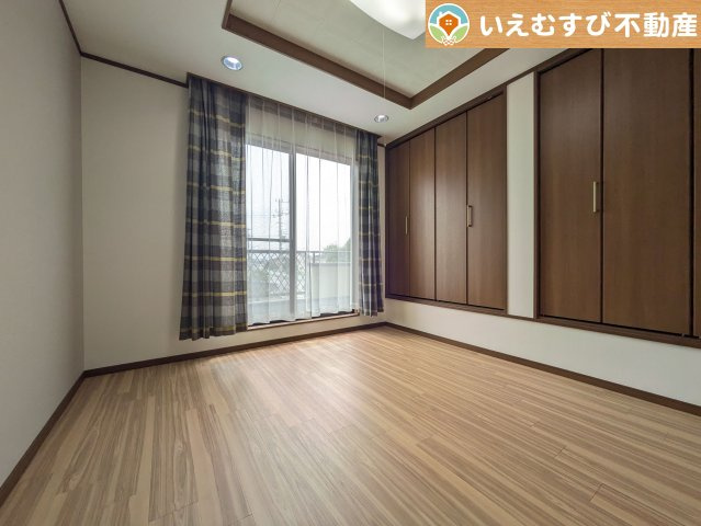 熊谷市飯塚　中古戸建の洋室