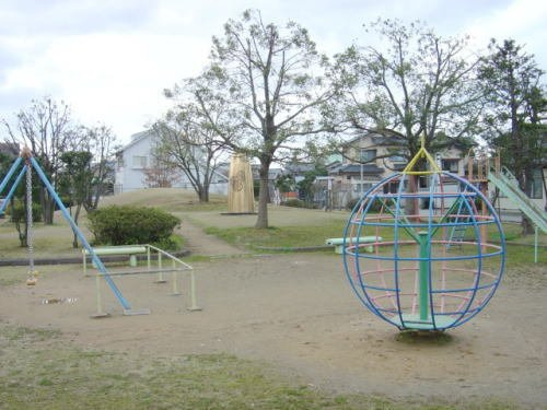 ヴィラ　アヴェニュー　ソラーレの周辺|森田公園まで1300m