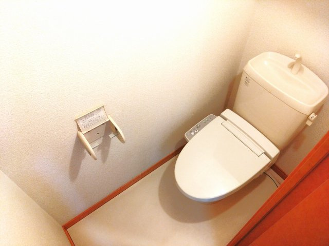 レオパレスポセイドンのその他|風呂・トイレ別