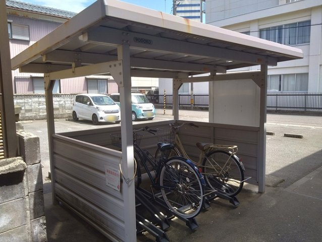 レオパレスバスタードのその他