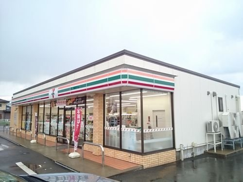 カーサ　アザレア　栗森の周辺|セブンイレブン福井栗森町店まで450m