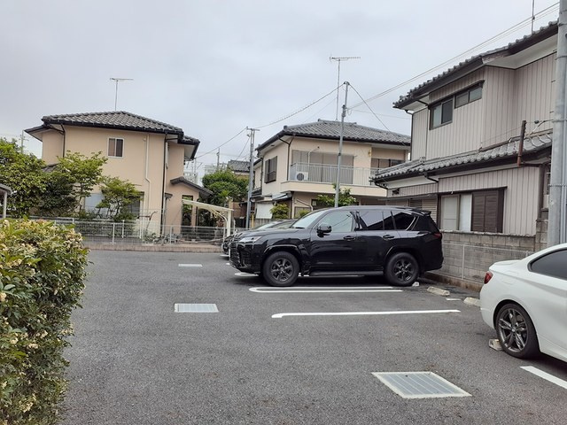 リーブル　の駐車場