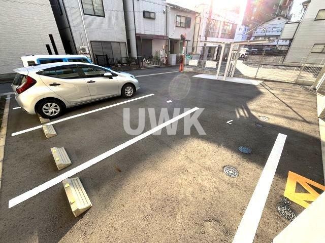 エスリード名古屋STATION WESTの駐車場