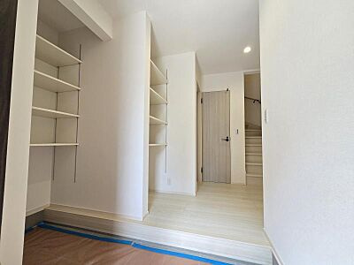 摂津市浜町　新築戸建の収納|たっぷりとした収納スペースです
