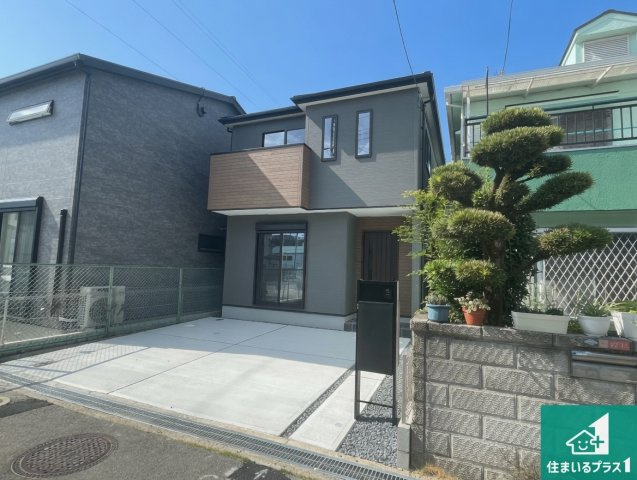29日(土)30日(日)現地ご見学可能！　枚方市黄金野　限定1邸の前面道路含む現地写真|車通りの少ない前面道路！お子様がいらっしゃるご家族でも安心！