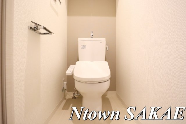 【トイレ】 | S-RESIDENCE志賀本通 | 落ち着いた色調のトイレです