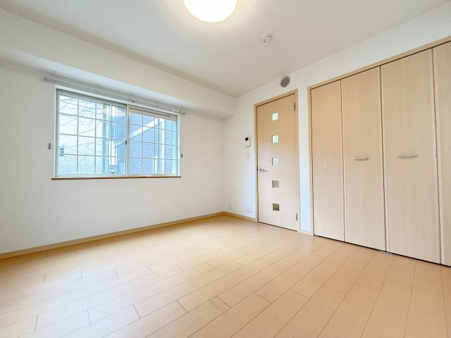ハイツAntopoの洋室