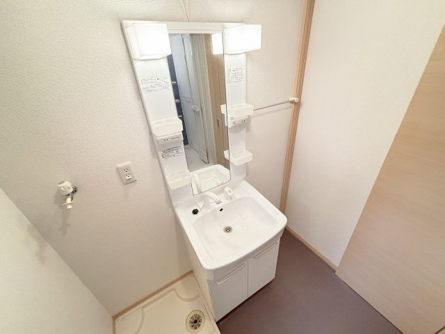 ハイツAntopoの独立洗面台