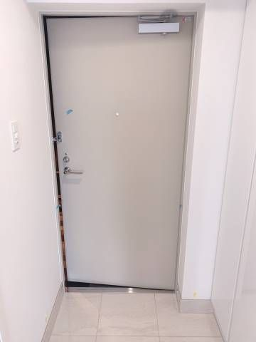 リヴシティ向島参番館の玄関