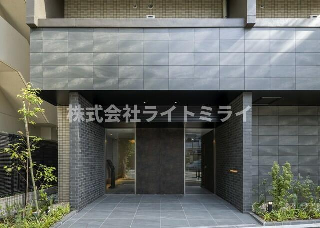 モディア文京目白台のエントランス