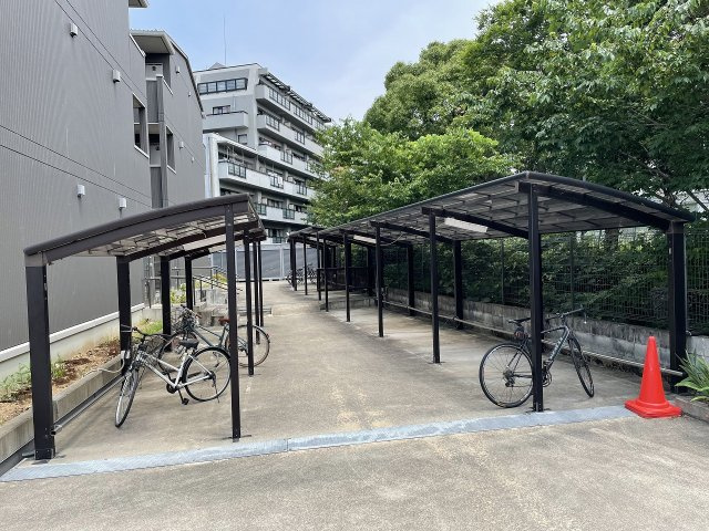 サンシャリテ向丘A棟のその他