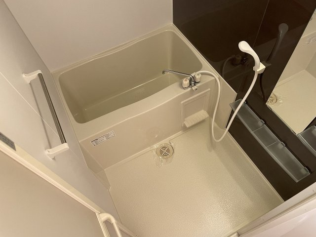 サンシャリテ向丘A棟の浴室