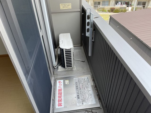 サンシャリテ向丘A棟のバルコニー