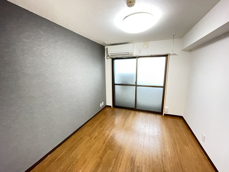 パステル小山の居間・リビング