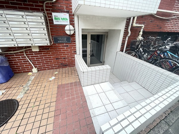 パステル小山のエントランス