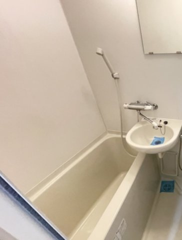 パステル小山の浴室