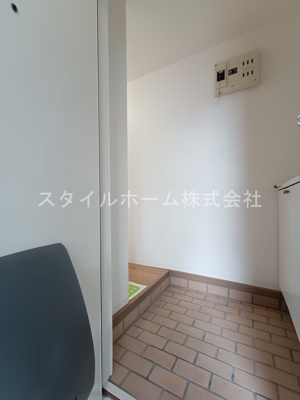 【玄関】 | ビューラー野依D