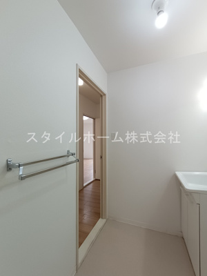【洗面所】 | ビューラー野依D