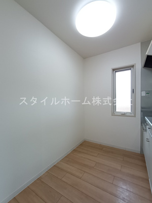 【内装】 | ビューラー野依D