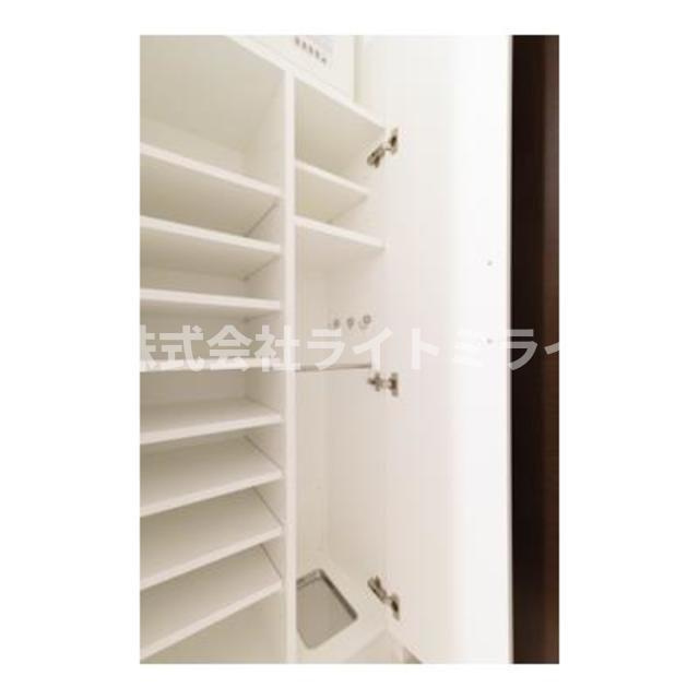 ラヴィラント御茶ノ水の収納|※写真は同タイプ住戸です。