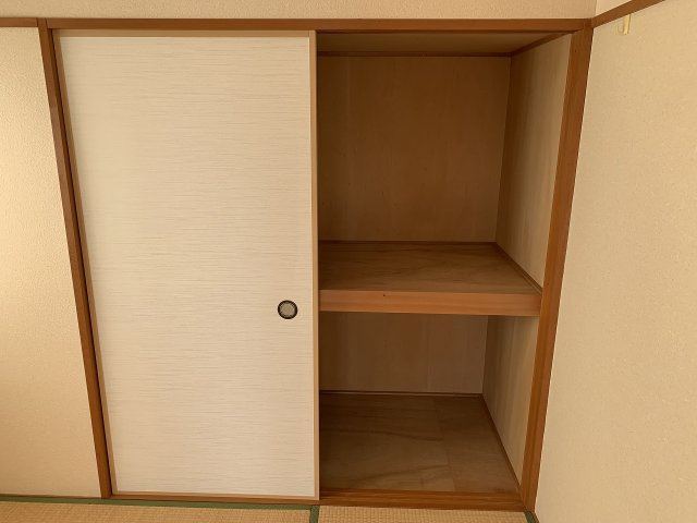 コアロード桃山台の収納