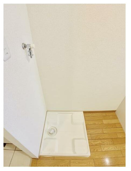 キバサンフラットの設備|洗濯機置場