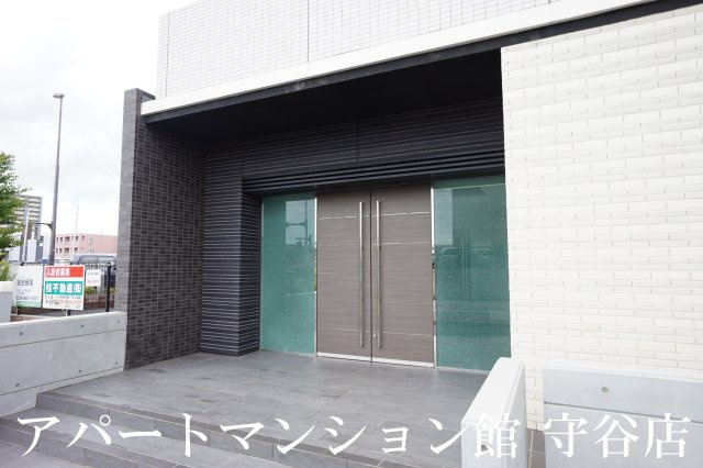 エキスポコンフォート Ⅱのエントランス