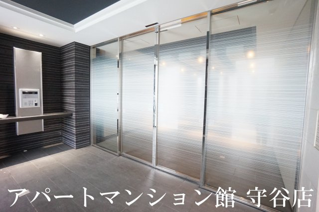 エキスポコンフォート Ⅱのエントランス