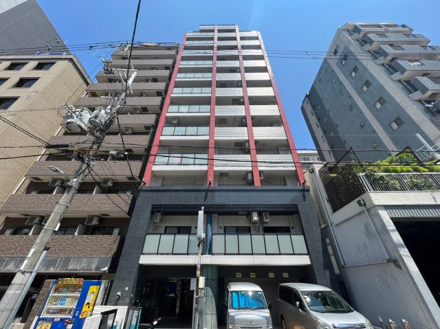 Blue Bee桜川駅前