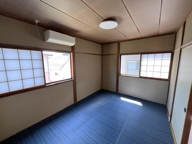 コヨハイツの和室|畳の香りにほっとひと息。ごろ寝したくなる、くつろぎの和空間です。