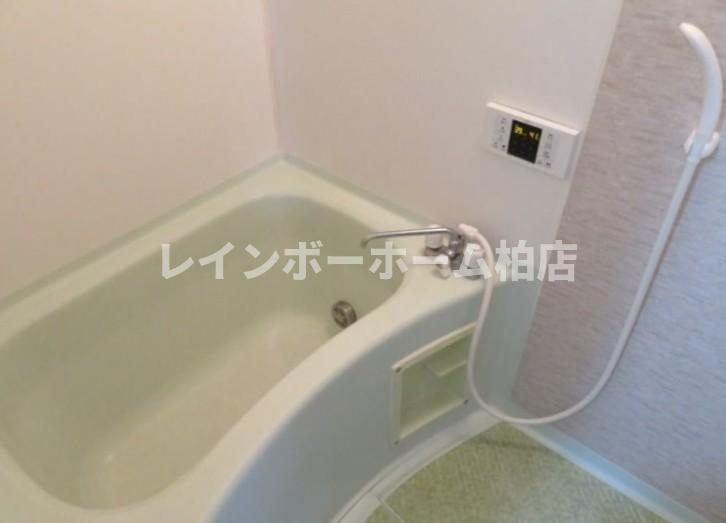 特典：仲介手数料が無料です!!の浴室|コンパクトで使いやすいお風呂です