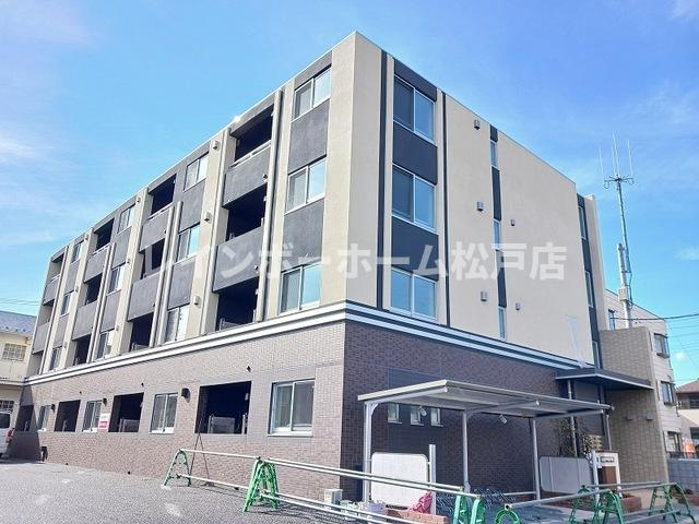 フォレスト　ラコ　【非対面対応】接客・申込・契約オンライン！LINE×相談可！の外観|建物外観を気になさる方へ、見た目の良い物件です