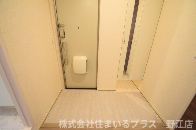 メゾンティラミスの玄関