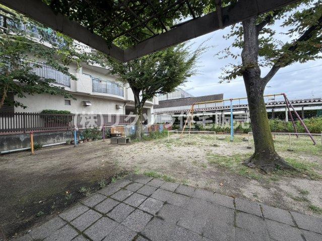 香里園セントポリアの現況写真|敷地内公園
■物件内覧・資金計画相談・住宅ローン相談、リフォーム相談、お問合せ受付中■
※当日・翌日のご内覧、ご相談はお電話でのお問合せがスムーズです！