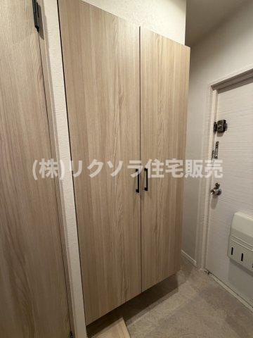 香里園セントポリアの収納|シューズボックス
■物件内覧・資金計画相談・住宅ローン相談、リフォーム相談、お問合せ受付中■
※当日・翌日のご内覧、ご相談はお電話でのお問合せがスムーズです！