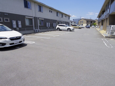 【駐車場】 | アル・ソーレ | 駐車場