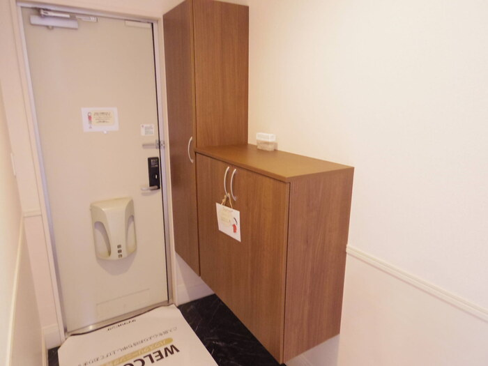 エルクルーズの玄関|シューズボックス