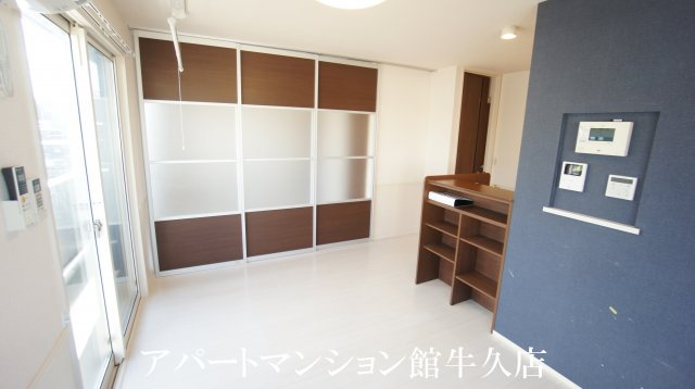 エルクルーズの居間・リビング