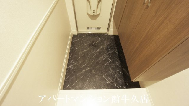 エルクルーズの玄関