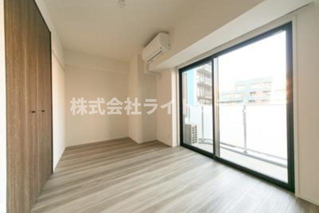 パティオスクエア御茶ノ水の居間・リビング|※写真は同タイプ住戸です。
