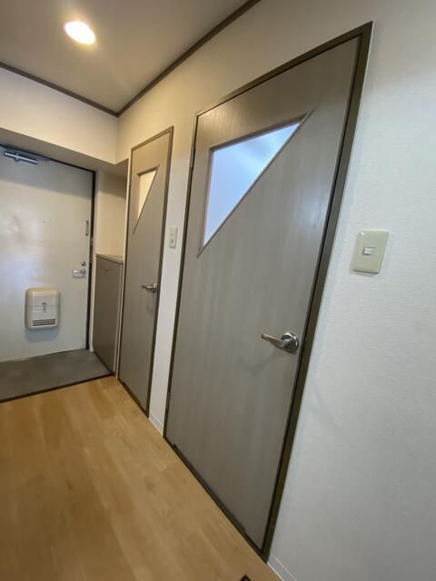 レスプランドールの玄関