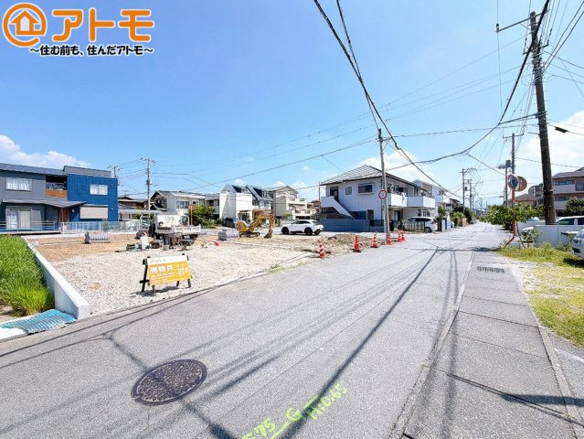 【前面道路含む現地写真】 | 三島市梅名1期　新築一戸建て　3号棟