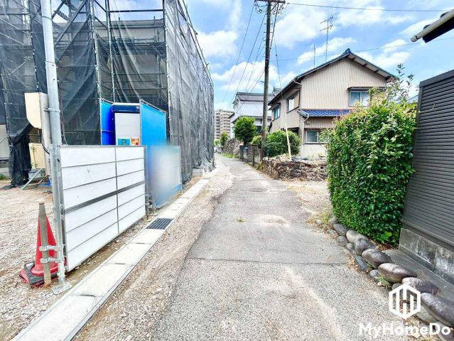 守山区瀬古東3丁目の前面道路含む現地写真