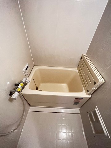 尼崎市大庄西町４丁目の賃貸マンションの浴室