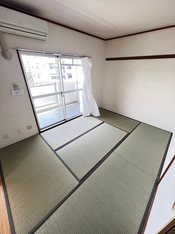 尼崎市大庄西町４丁目の賃貸マンションの和室